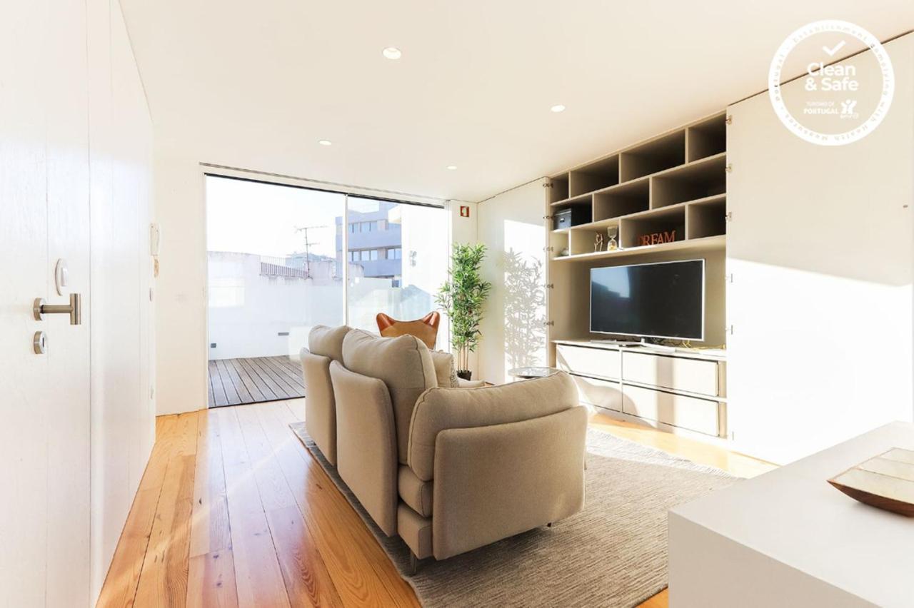Appartamento Marques De Pombal Duplex With Terrace By Homing Lisbona Esterno foto