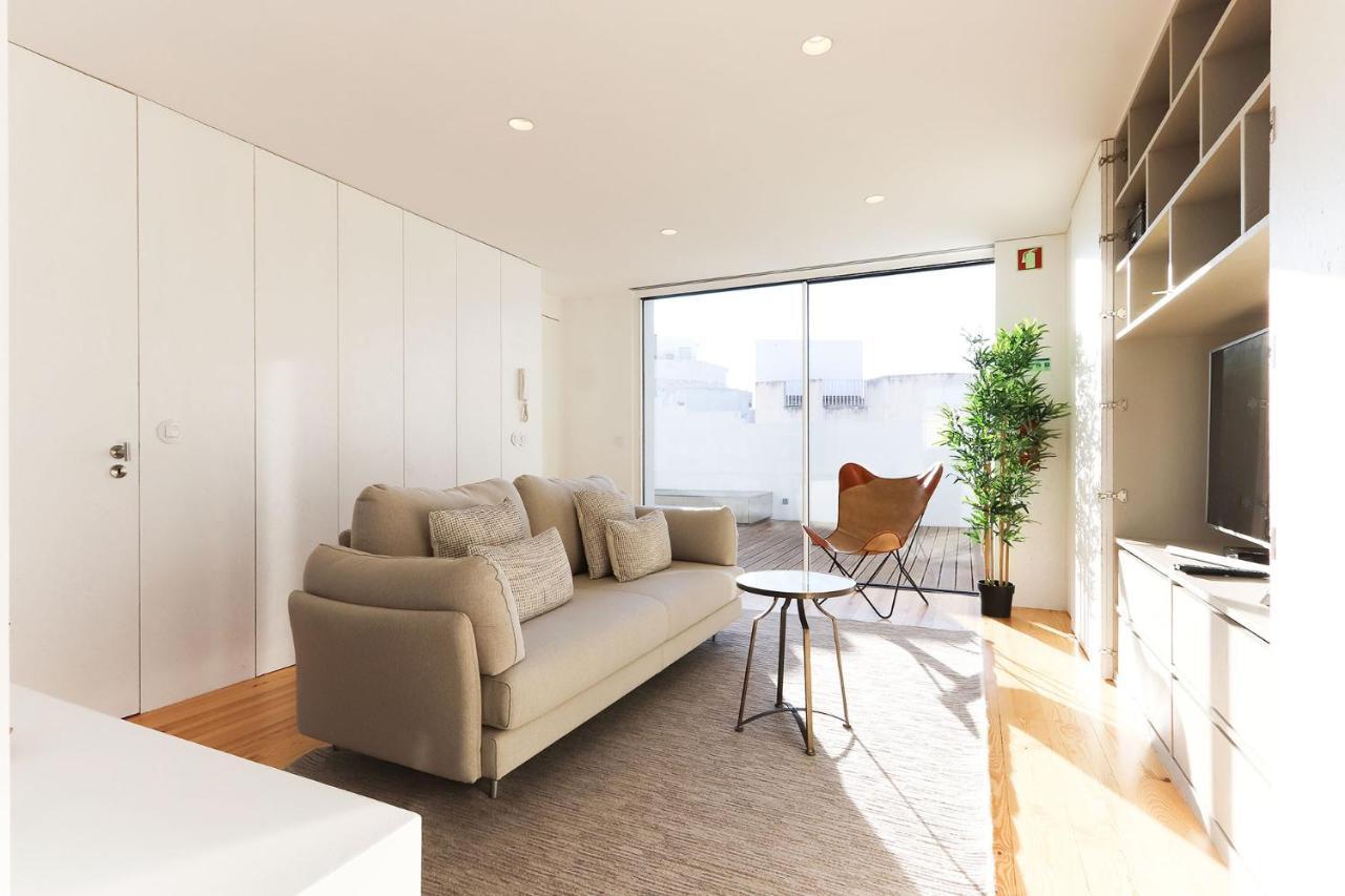 Appartamento Marques De Pombal Duplex With Terrace By Homing Lisbona Esterno foto