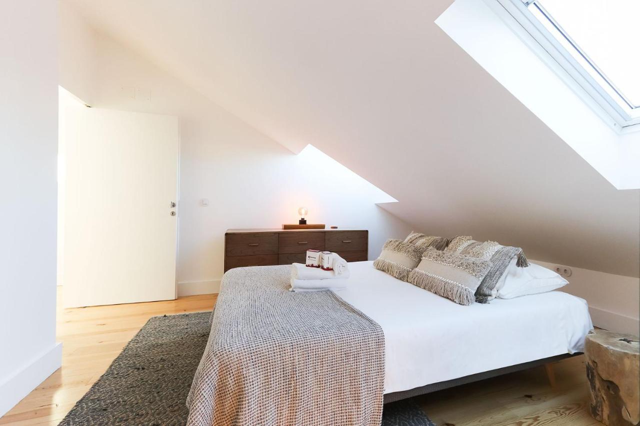 Appartamento Marques De Pombal Duplex With Terrace By Homing Lisbona Esterno foto