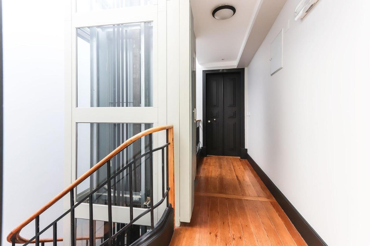 Appartamento Marques De Pombal Duplex With Terrace By Homing Lisbona Esterno foto